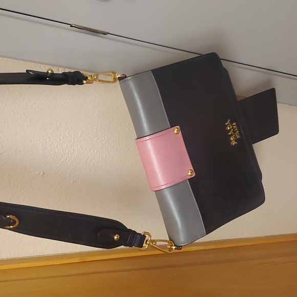 PRADA pink purse - Picture 7 of 7